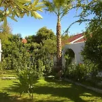 מלון Jasmine Court Hotel & Spa