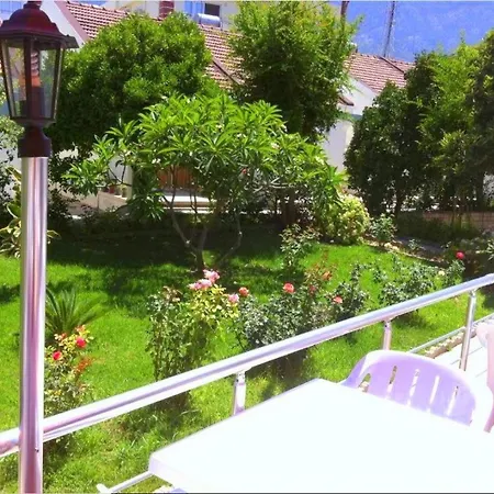 Mavi Konak Deluxe Rooms & Suits