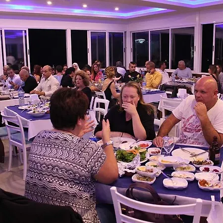 מלון Jasmine Court Hotel & Spa 4*