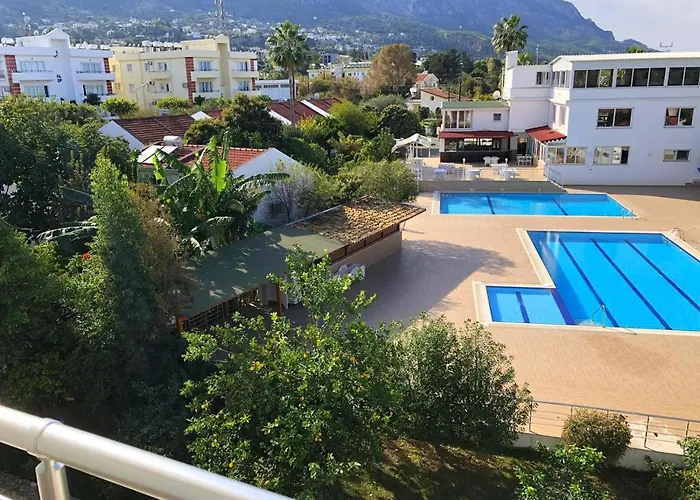 Pensjonat Mavi Konak Deluxe Rooms & Suits Kirenia