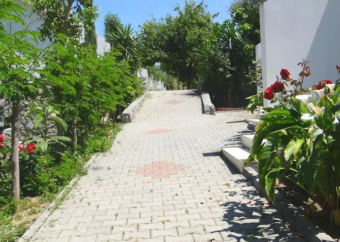 Mavi Konak Deluxe Rooms & Suits