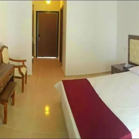 Jasmine Court Hotel & Spa 4*